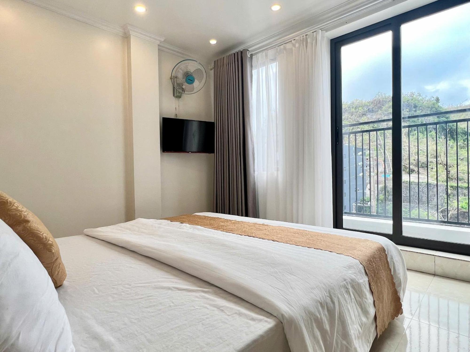 Cat Ba Glow Hotel Chan Chau Exterior photo